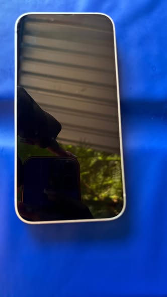 iPhone 13 photo 2