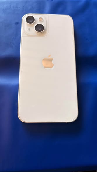 iPhone 13 photo 1