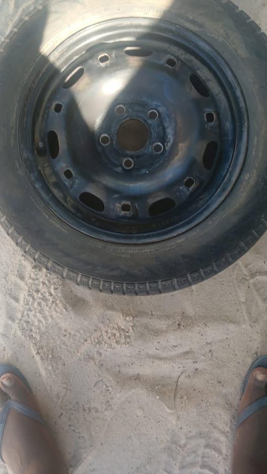 Tyre photo 1