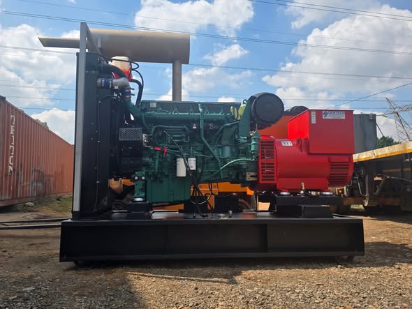 DIESEL GENERATOR photo 3