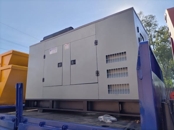 DIESEL GENERATOR photo 1