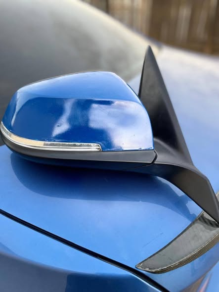 BMW F30 right mirror photo 1