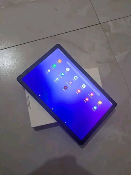 Samsung Galaxy Tab A7 lite photo 2