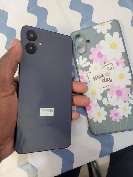 Samsung Galaxy A06 photo 4