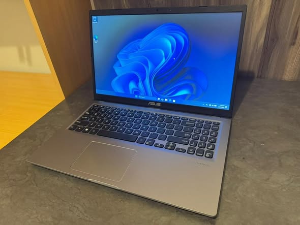 ASUS LAPTOP photo 3