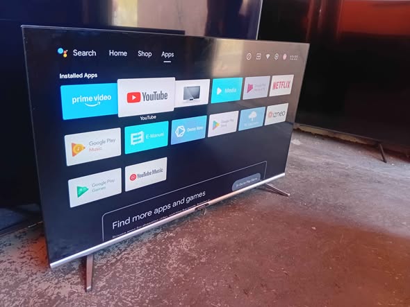 Skyworth 43 SMART TV photo 1