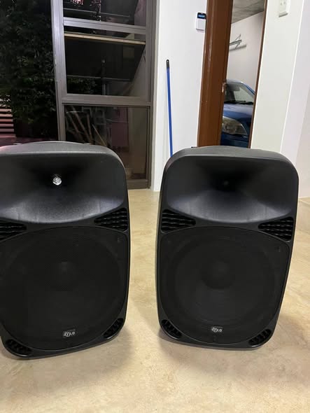 Disco speaker photo 2