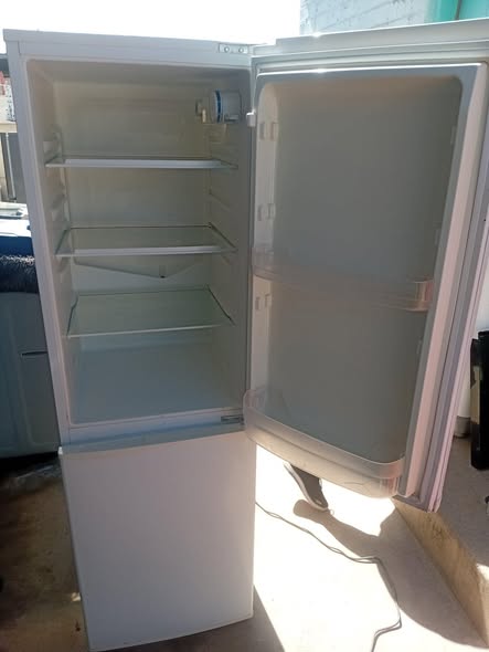 Kic fridge photo 4