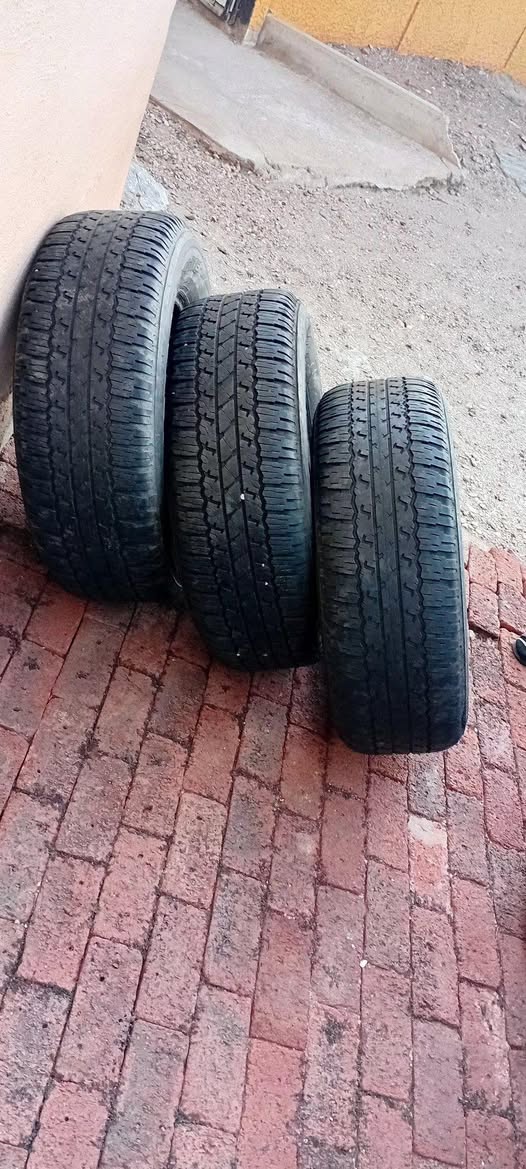 Tires photo 1