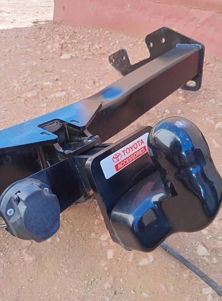 Original tow bar Toyota photo 1