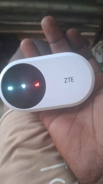 Pocket wifi photo 3