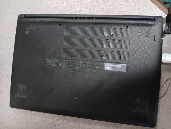 Laptop photo 3