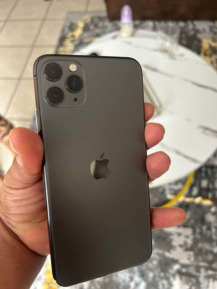 iPhone 11pro max photo 1