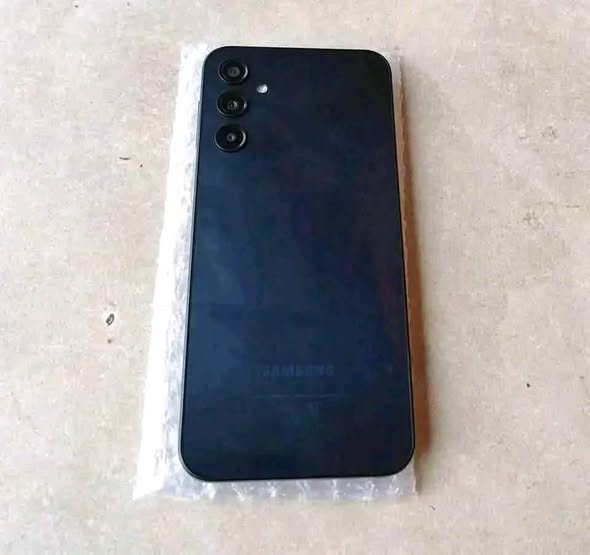 Samsung Galaxy A24 5G photo 3