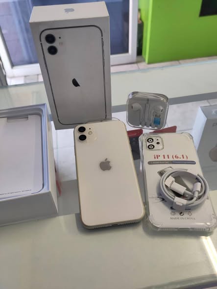iPhone 11 128gb photo 1
