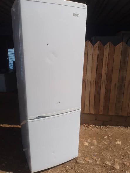 KIC bottom freezer photo 1