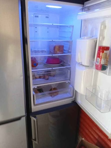 Samsung fridge photo 2