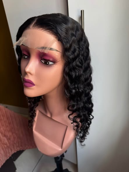 18” Deep curly wig photo 3