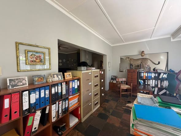 House for sale - Olympia photo 3