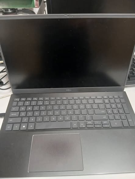 Dell slim laptop photo 2