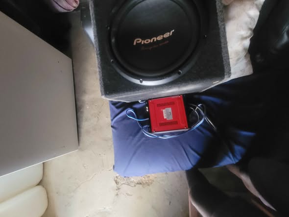 Car sound system photo 4
