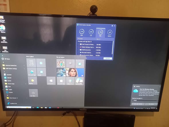 Hisence 50 inch TV photo 2