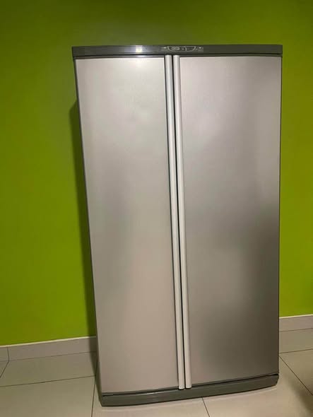 2 door fridge photo 2