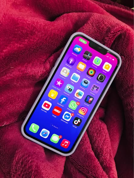 iPhone 13  128gig photo 3