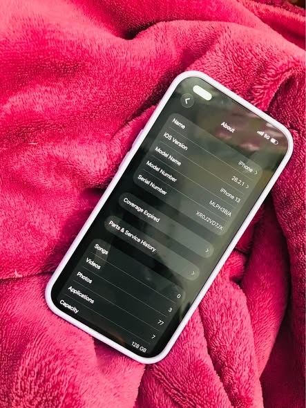 iPhone 13  128gig photo 4