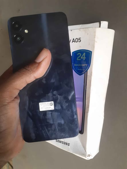 Samsung A05 photo 1