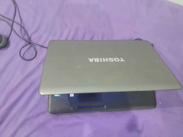 Toshiba C660 photo 2