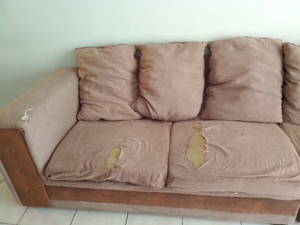 Couch photo 2