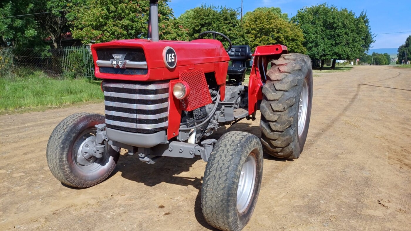 Used Massey Ferguson 165 Tractor for sale photo 6