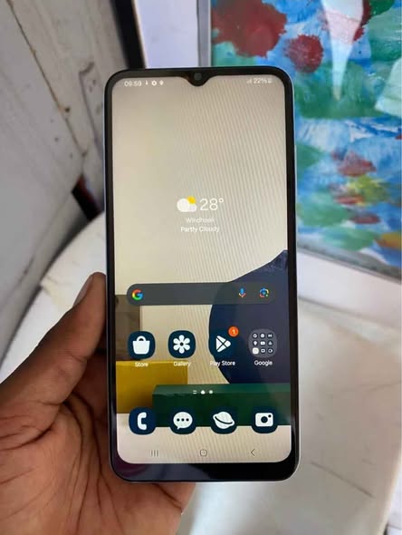 Samsung A04e photo 1
