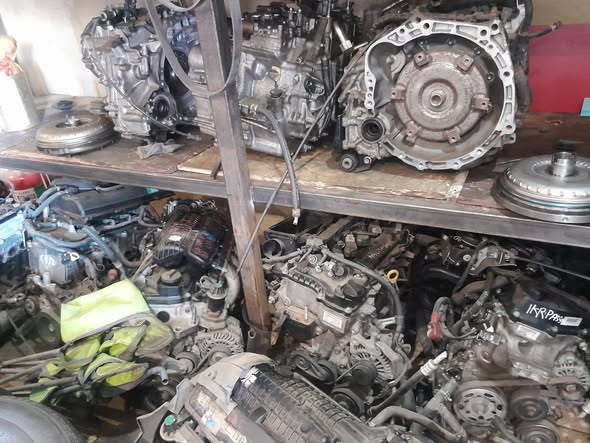 Engine's and gearbox photo 2