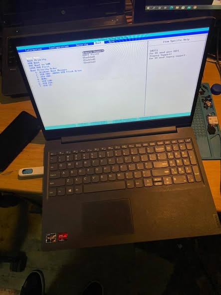 Lenovo Ryzen 3 photo 2