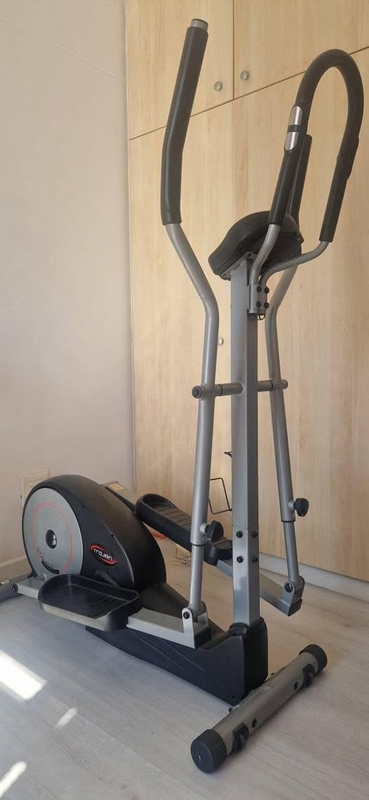 Elliptical Hope trainer photo 1