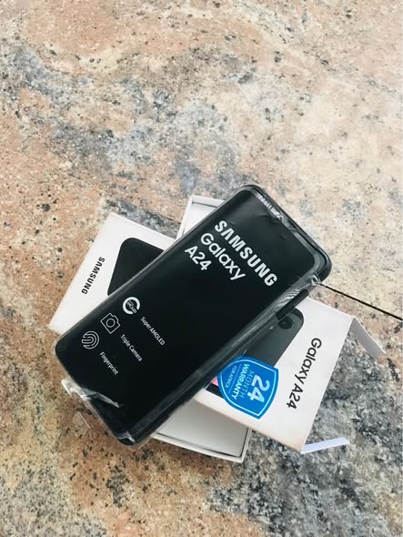 Samsung A24 128 gig photo 4