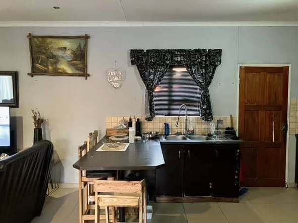 House for rent - Okahandja ext 16 photo 2