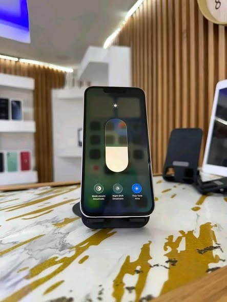 IPHONE 13  256GB photo 1