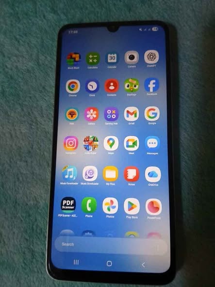 Samsung A05 photo 1