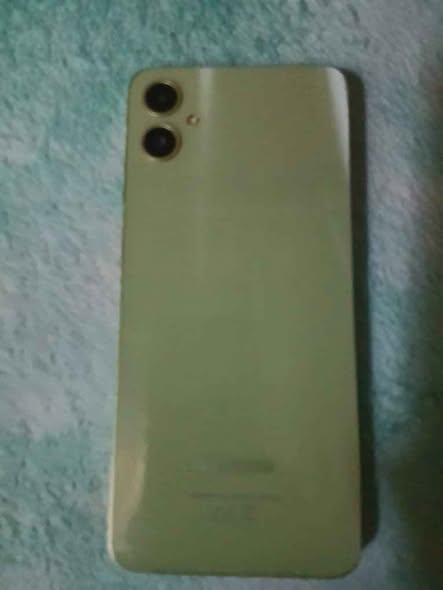 Samsung A05 photo 2