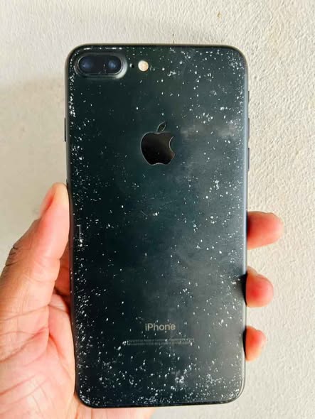 IPhone 7pus photo 1