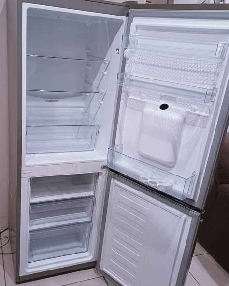 Defy fridge photo 2