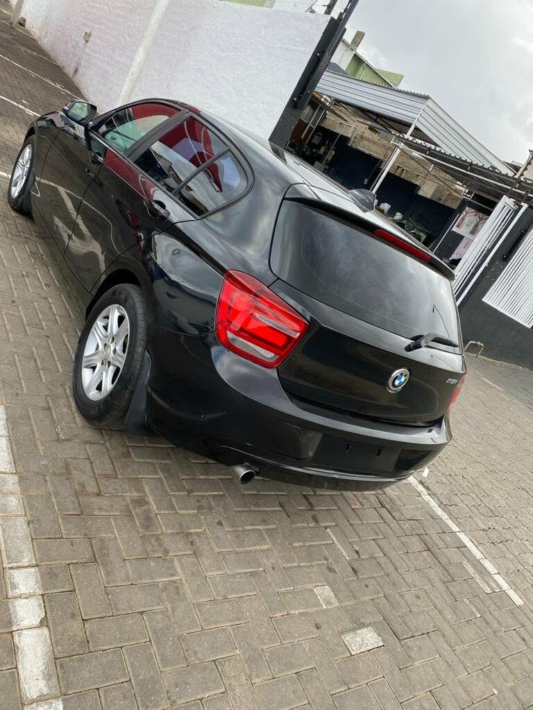 BMW 1.6L Lady Owned Road Worthy photo 3