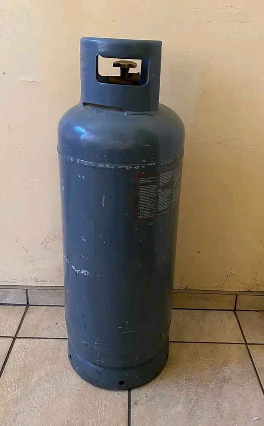 Gas cylinder 19kg photo 1