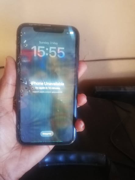 IPhone 11 photo 2