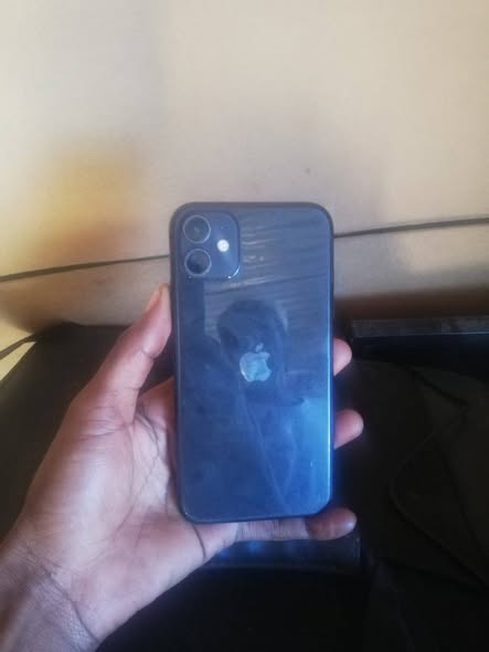 IPhone 11 photo 5