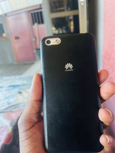 Huawei y5 photo 1