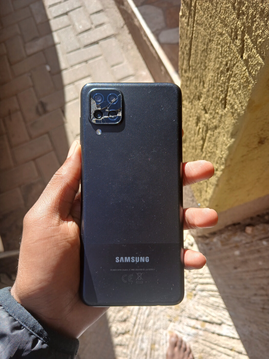 Samsung A12 For N$500 (Price Negotiable) photo 2